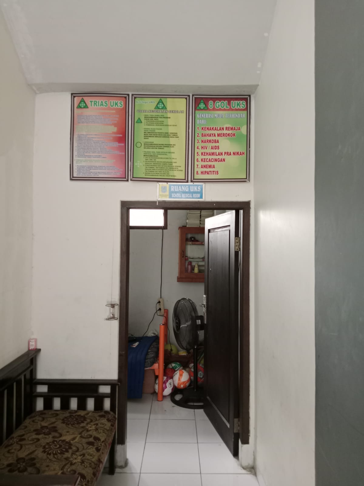 Ruang UKS / Kesehatan